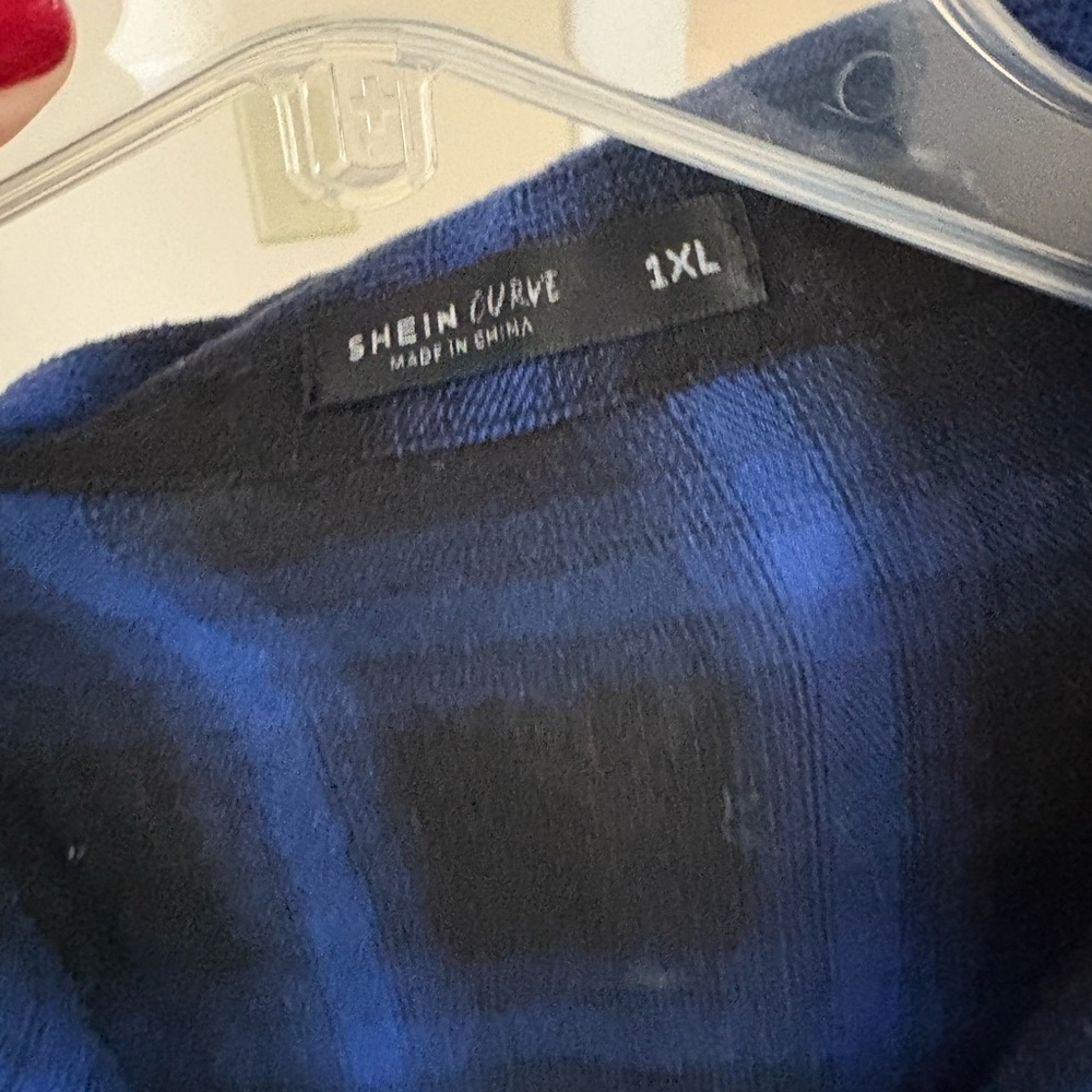 SHEIN Curve Blue Plaid Top